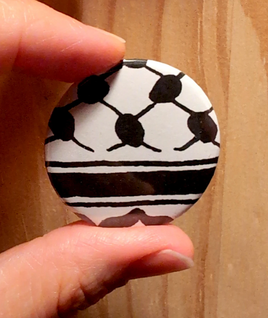 KEFFIYEH CIRCLE-HANDMADE RESISTANCE PIN